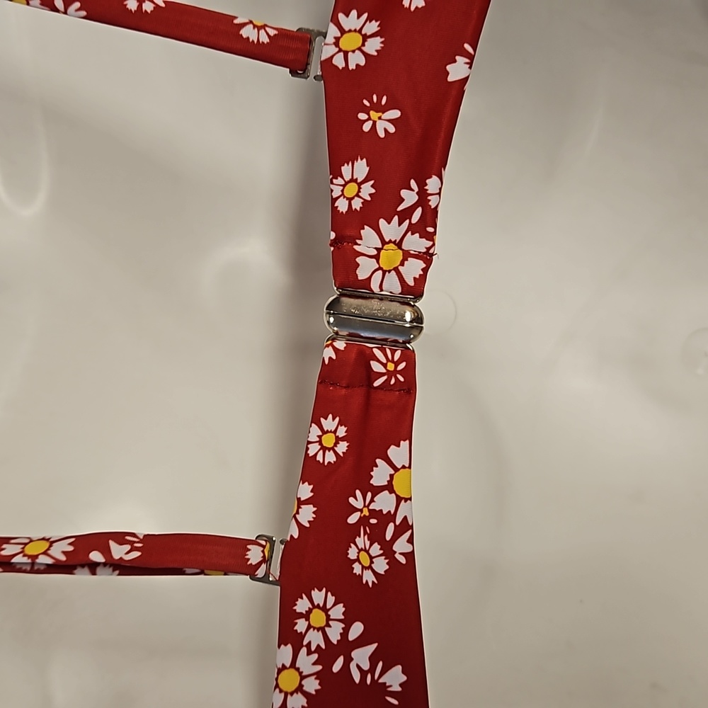 Zaful Medium size 8 swimsuit top floral adjustable strap EUC - Picture 5 of 6